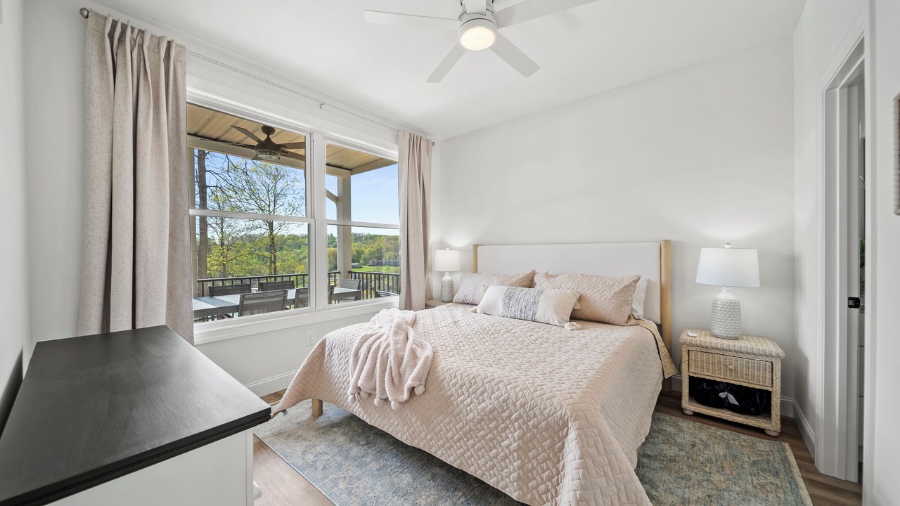 Photo of Bedroom in La Follette
