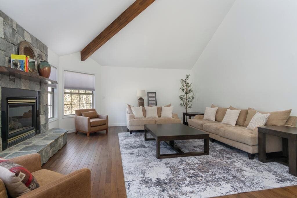 Photo of Livingroom in Lake Lure