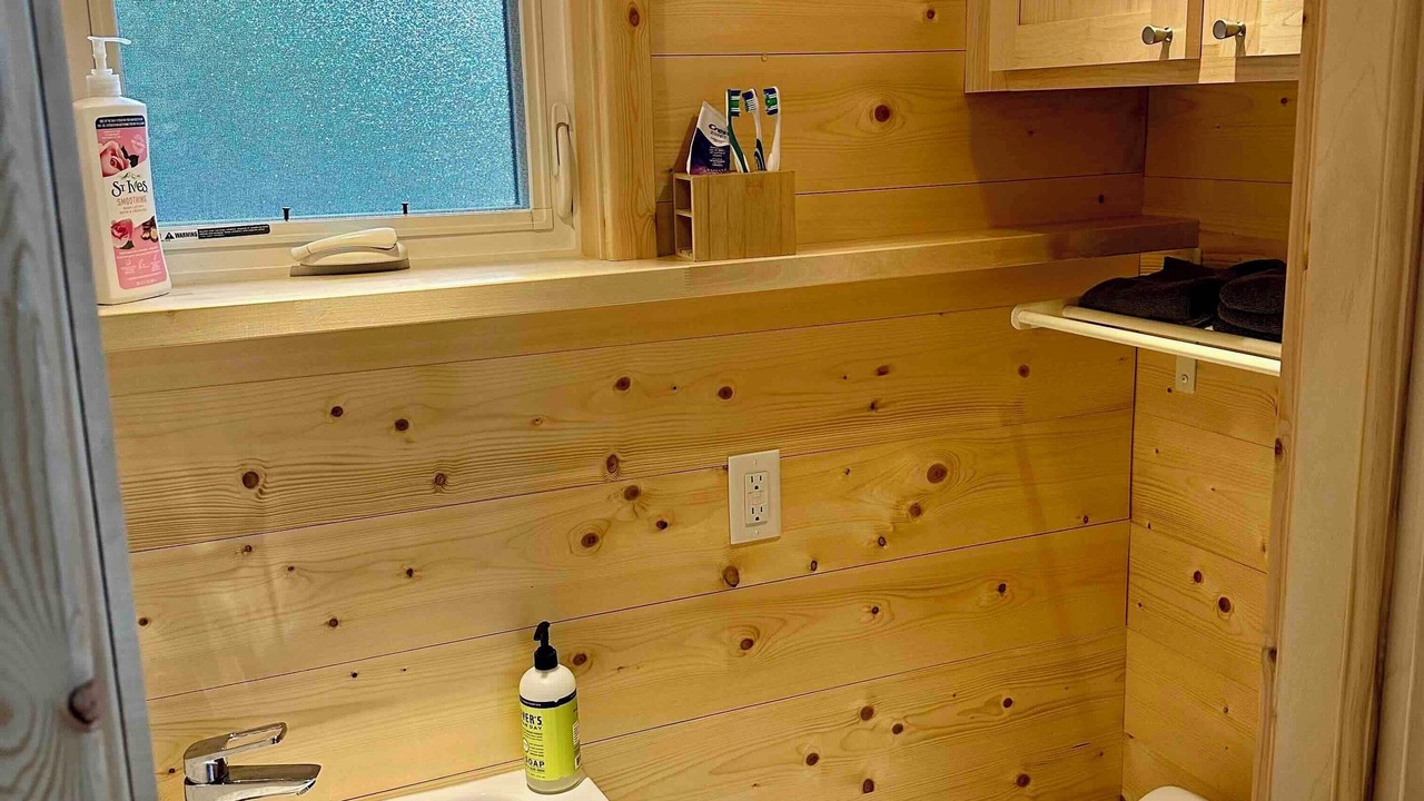 Photo of Bathroom in Romney