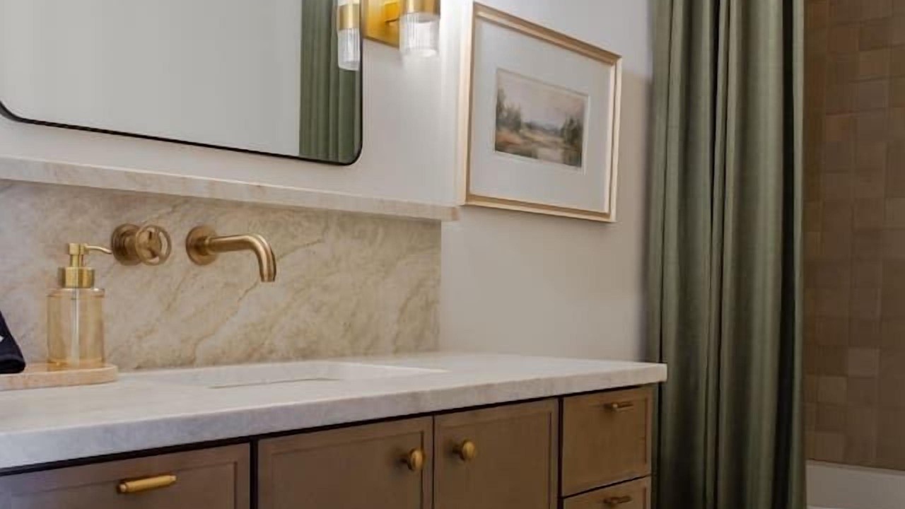 Photo of Bathroom in Gnaw Bone