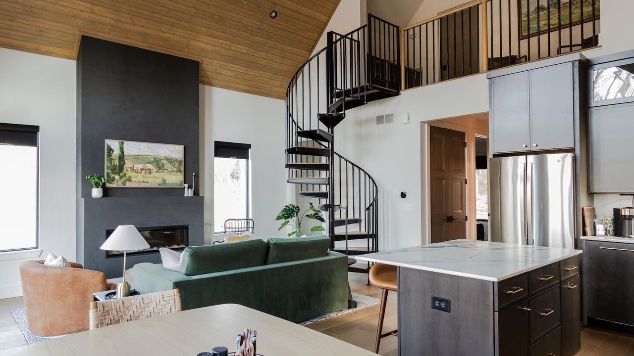 Photo of Livingroom in Gnaw Bone