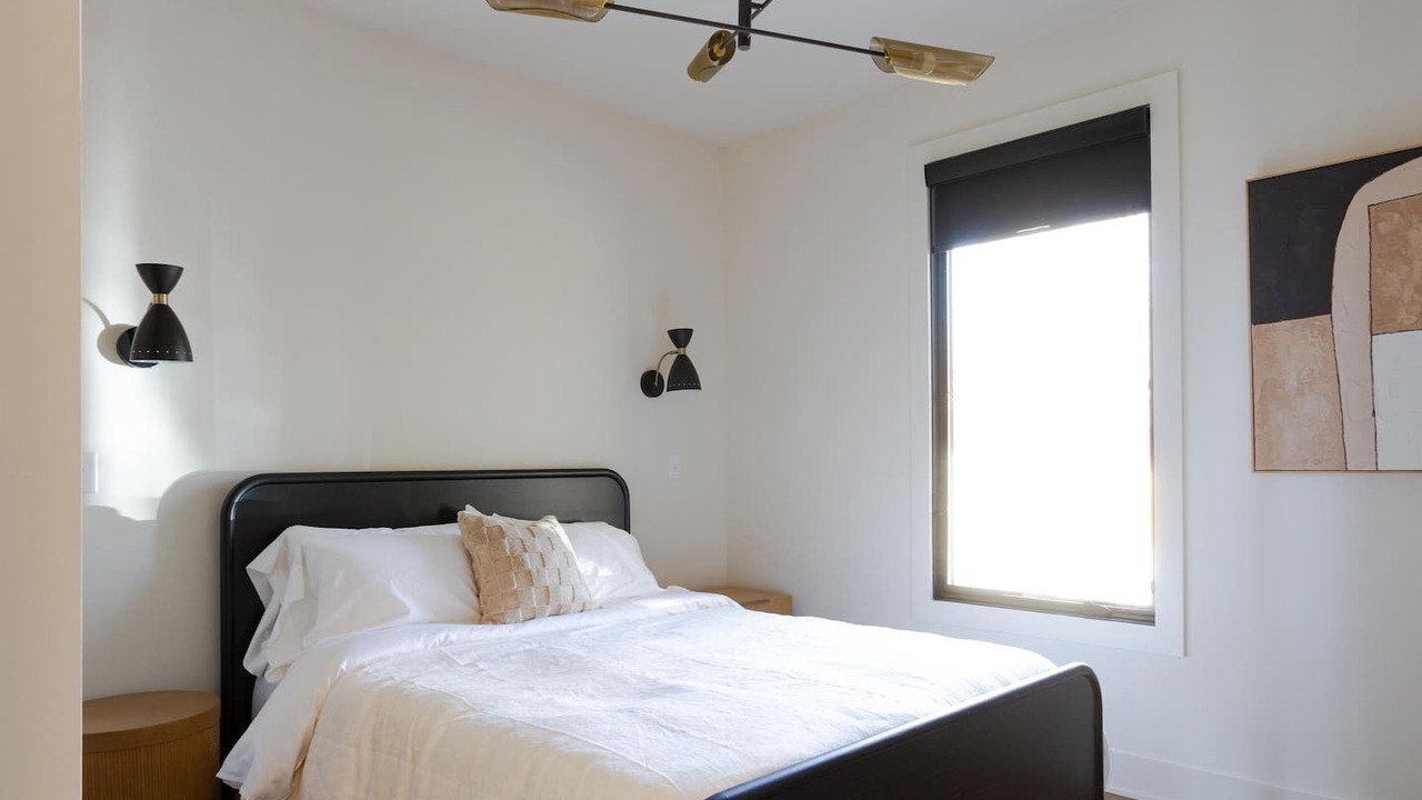 Photo of Bedroom in Gnaw Bone