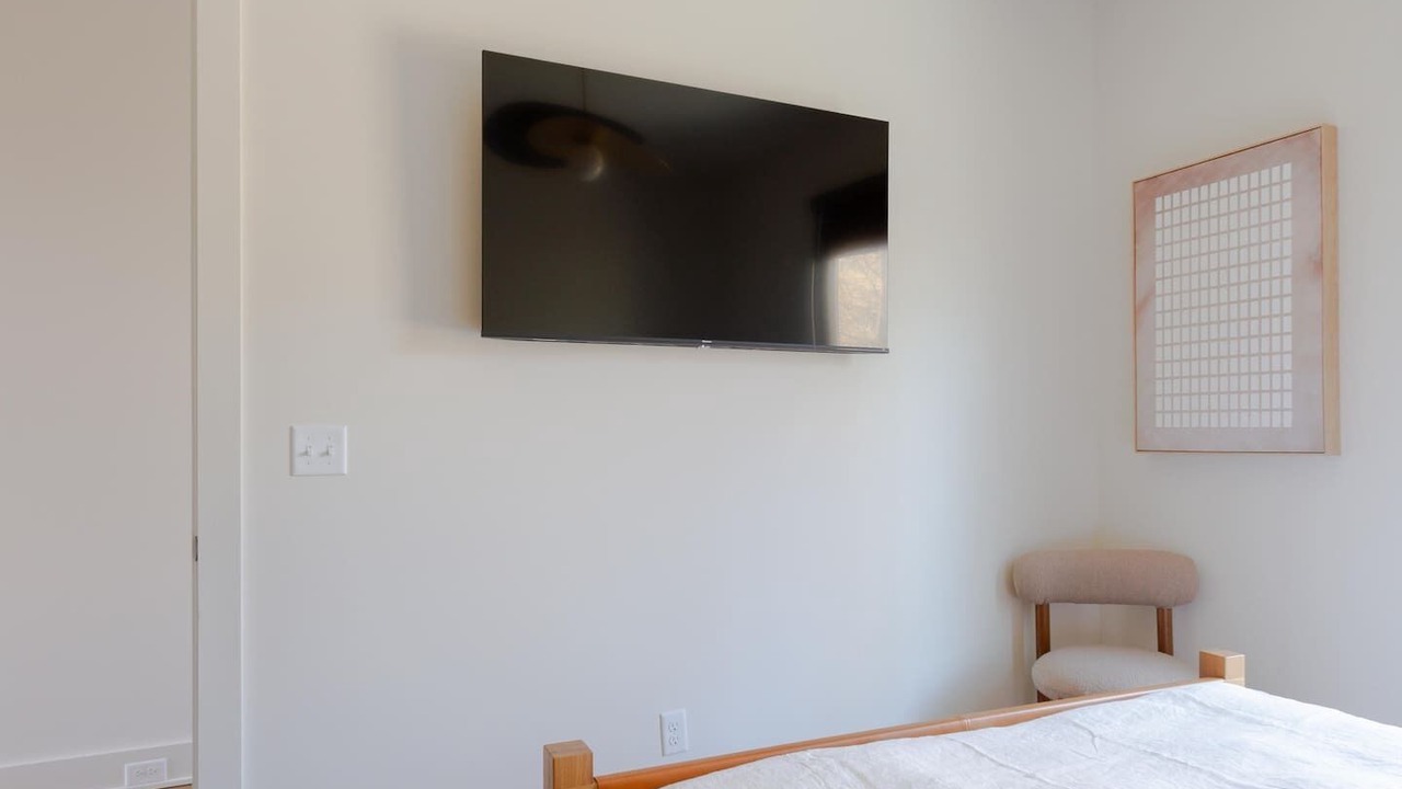 Photo of Bedroom in Gnaw Bone