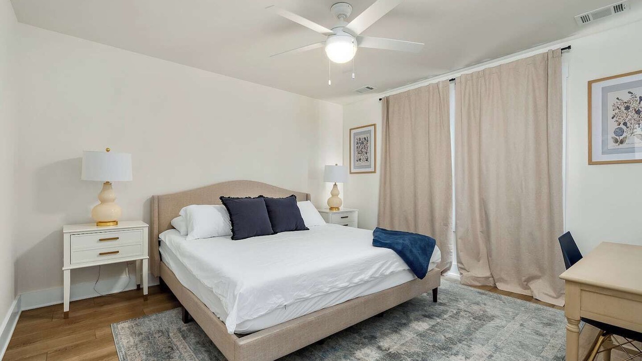 Photo of Bedroom in Central