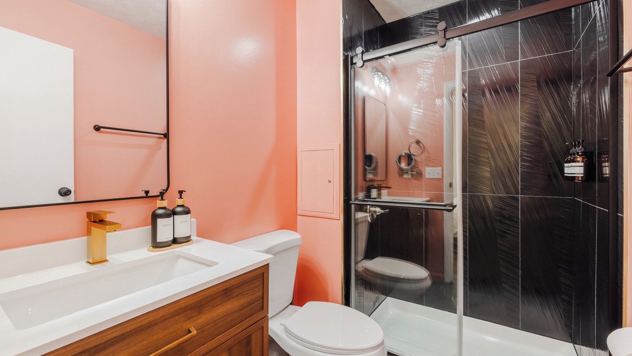 Photo of Bathroom in Lindenwald