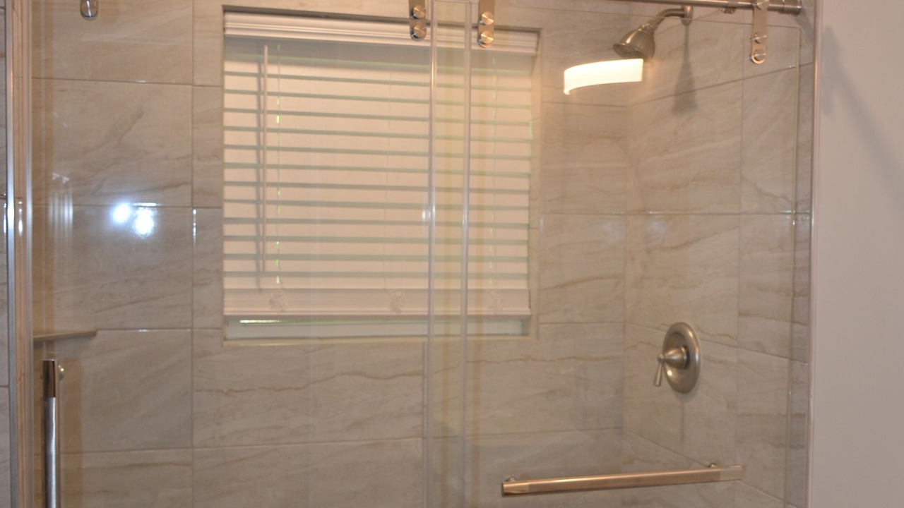 Photo of Bathroom in East Memphis