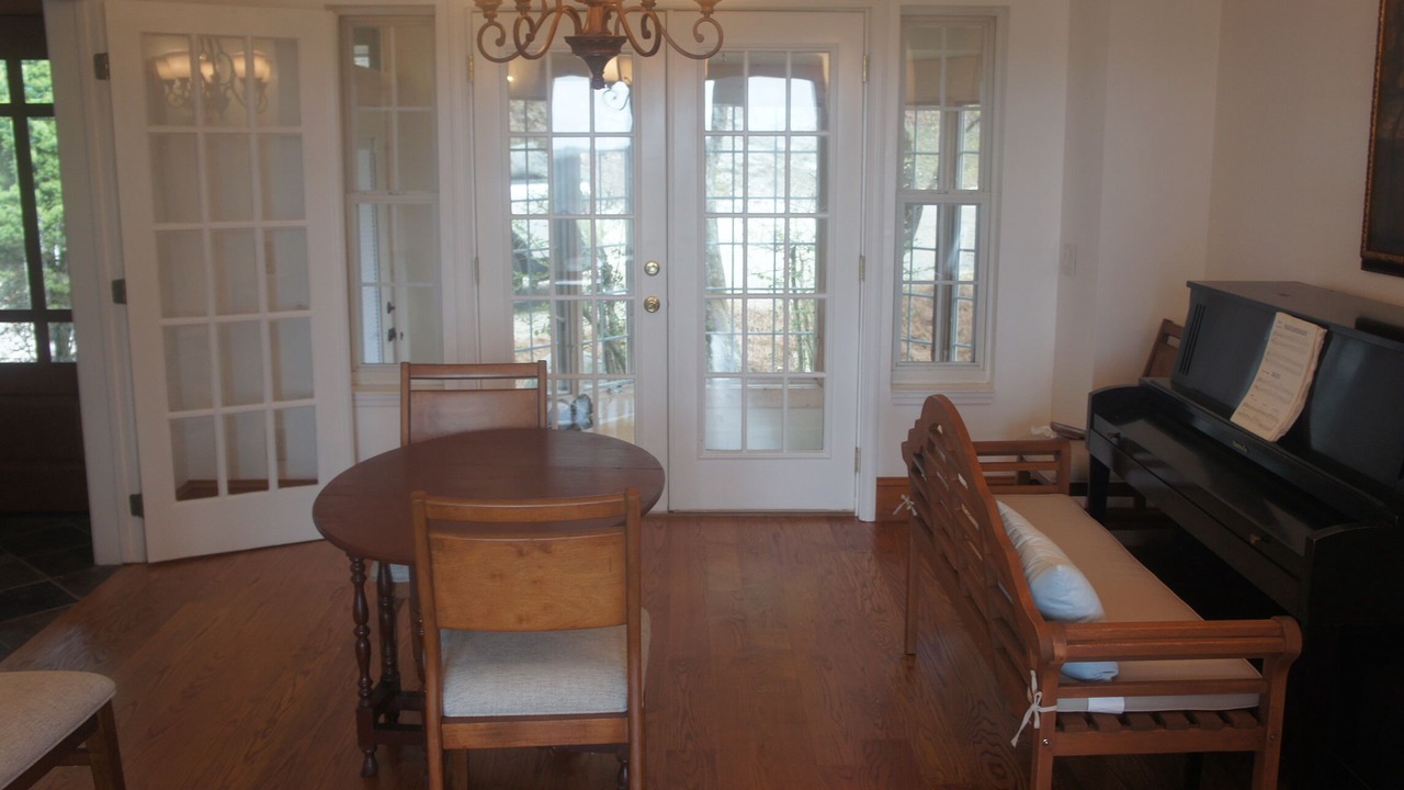 Photo of Bedroom in Glenville