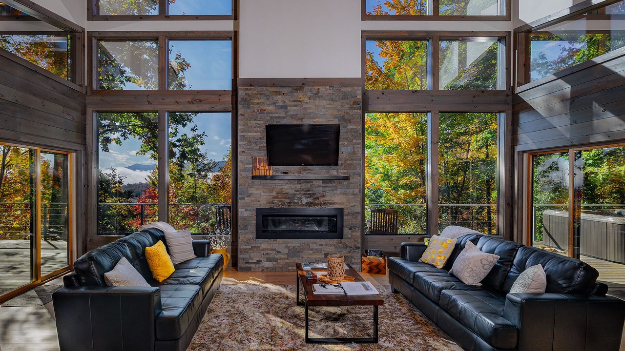Photo of Livingroom in Cherokee