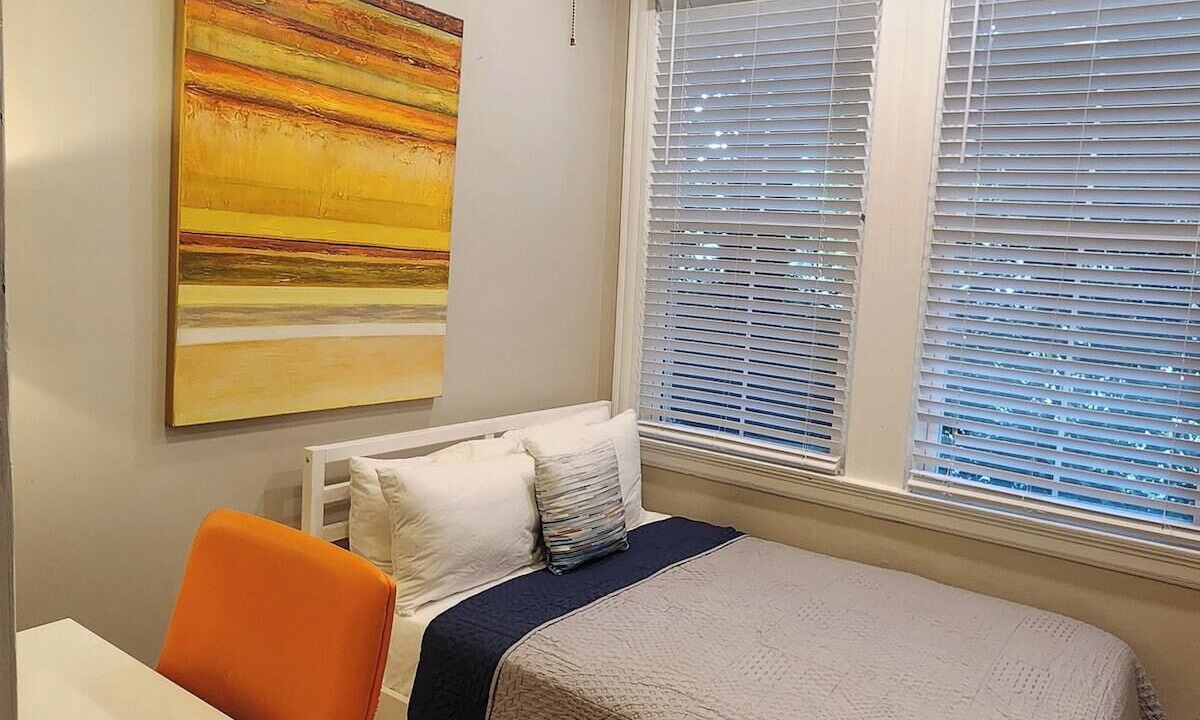 Photo of Bedroom in Walnut Hills