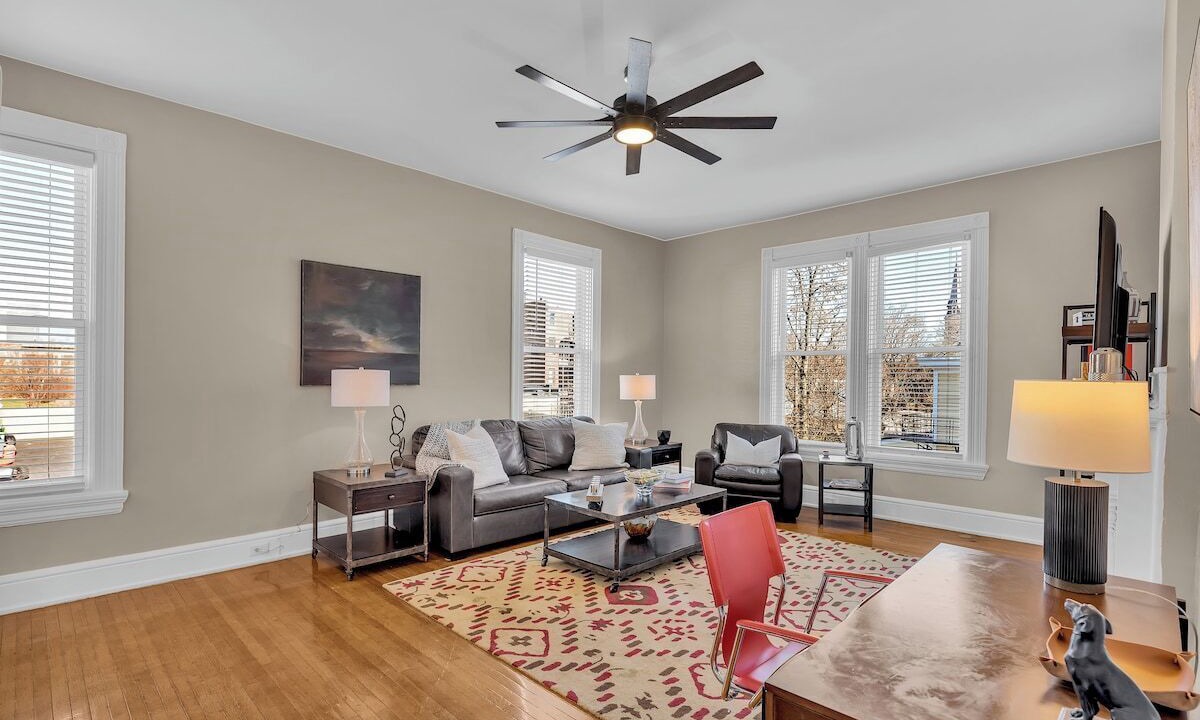 Photo of Livingroom in Walnut Hills