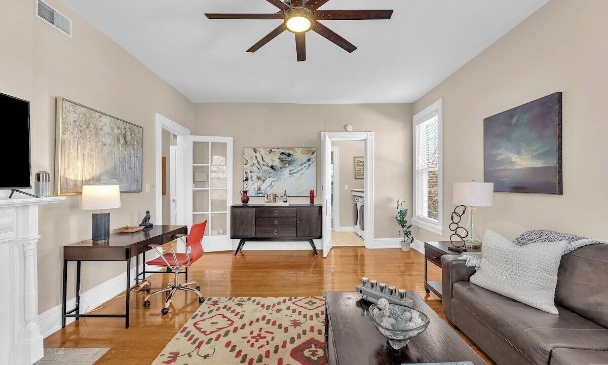 Photo of Livingroom in Walnut Hills