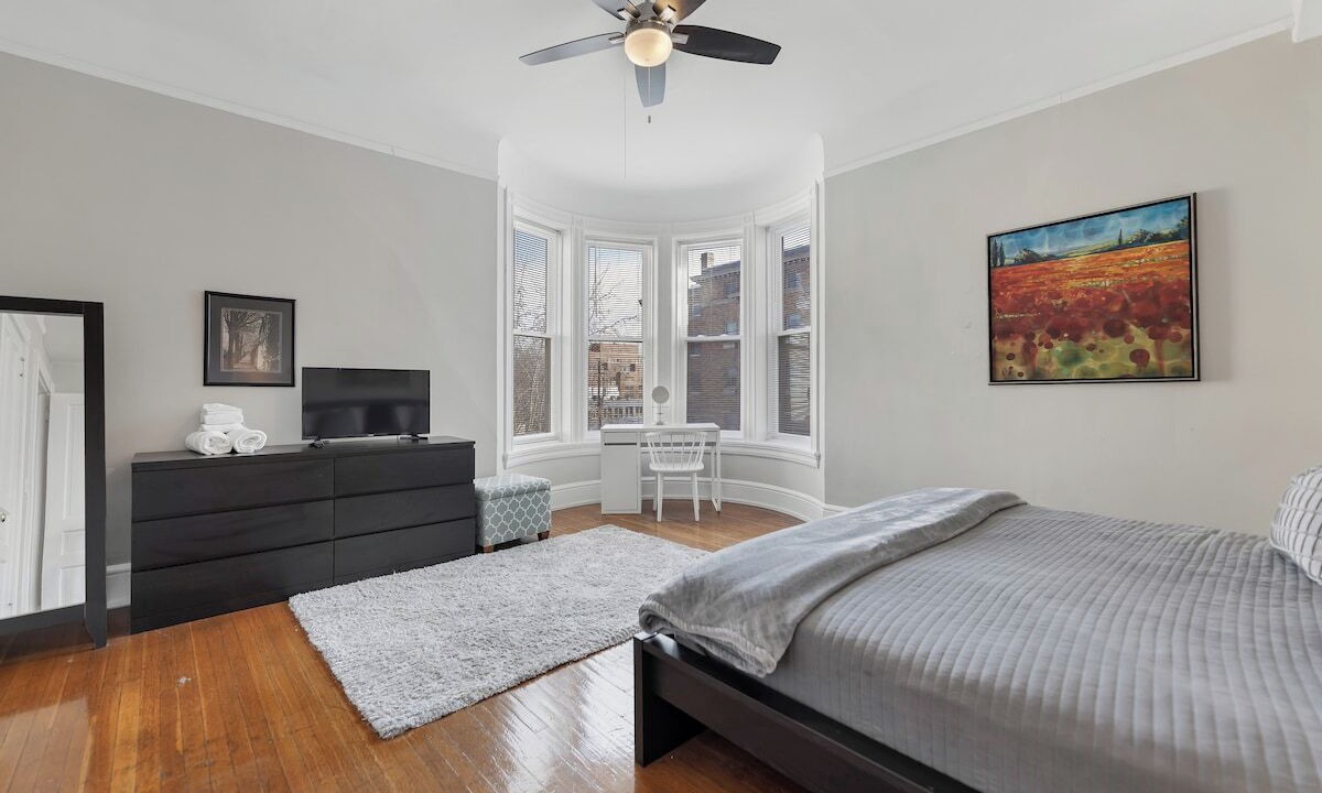 Photo of Bedroom in Walnut Hills