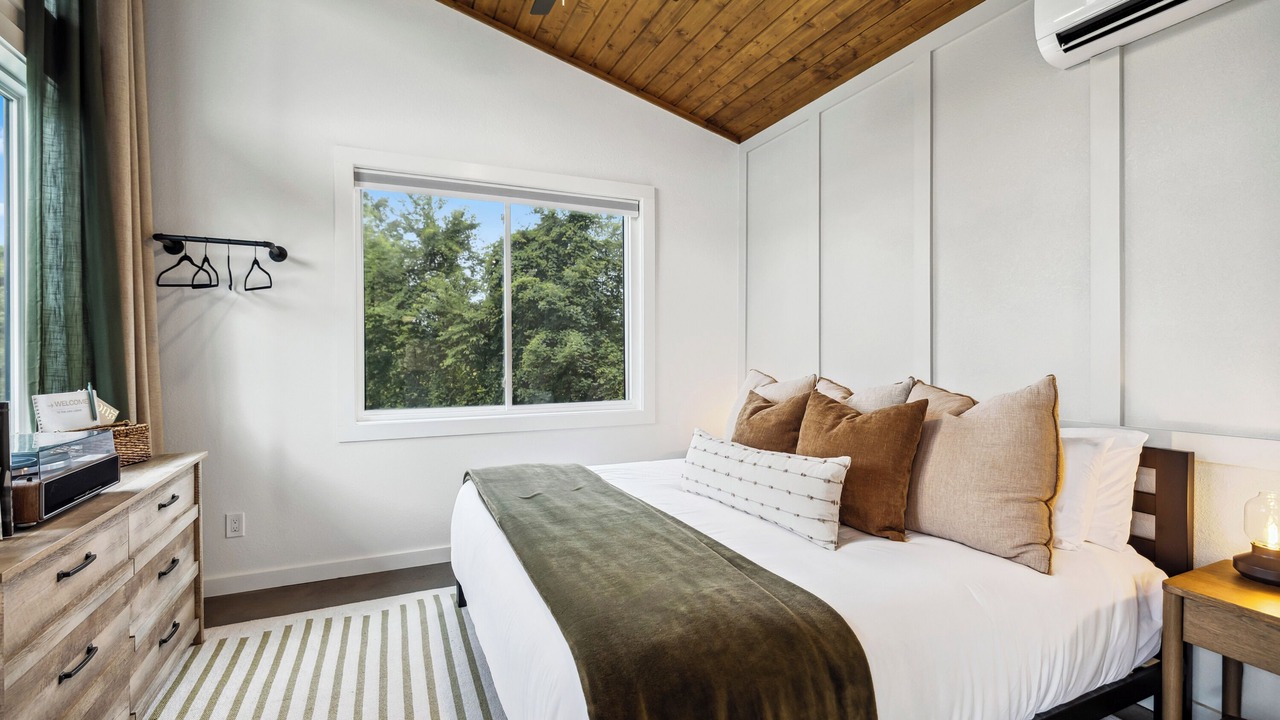 Photo of Bedroom in Sevier County