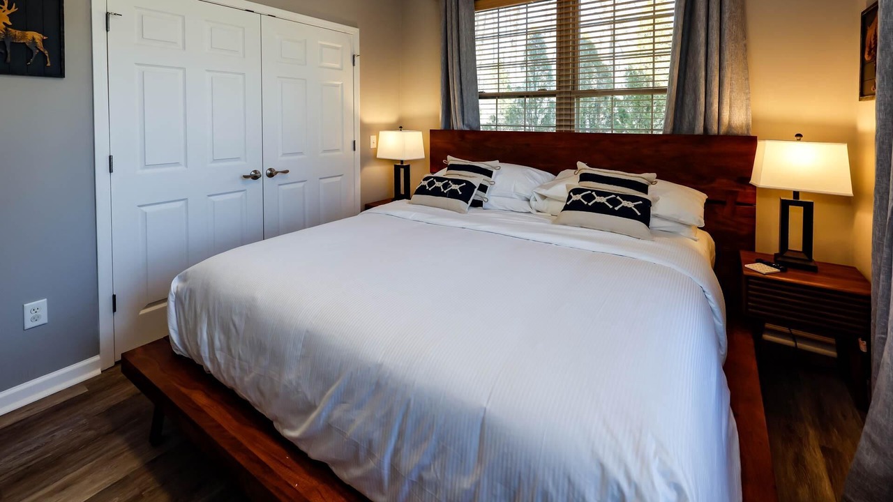 Photo of Bedroom in Sunset Cove