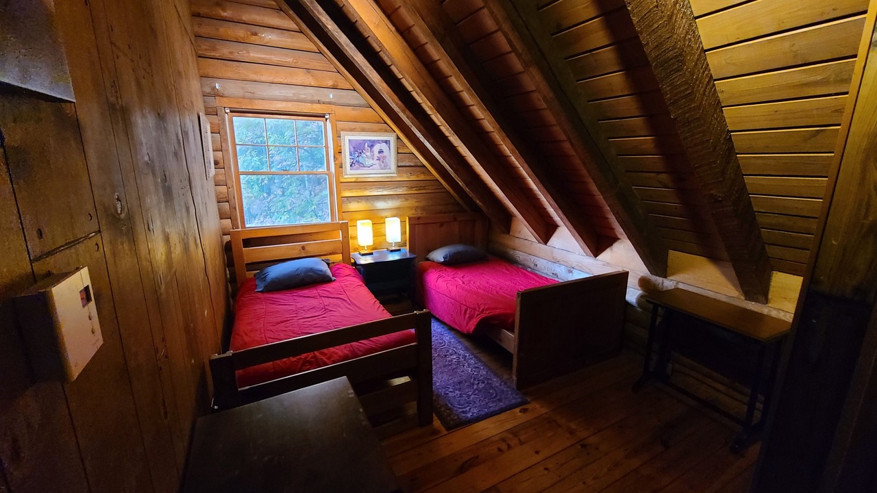Photo of Bedroom in Black Mountain