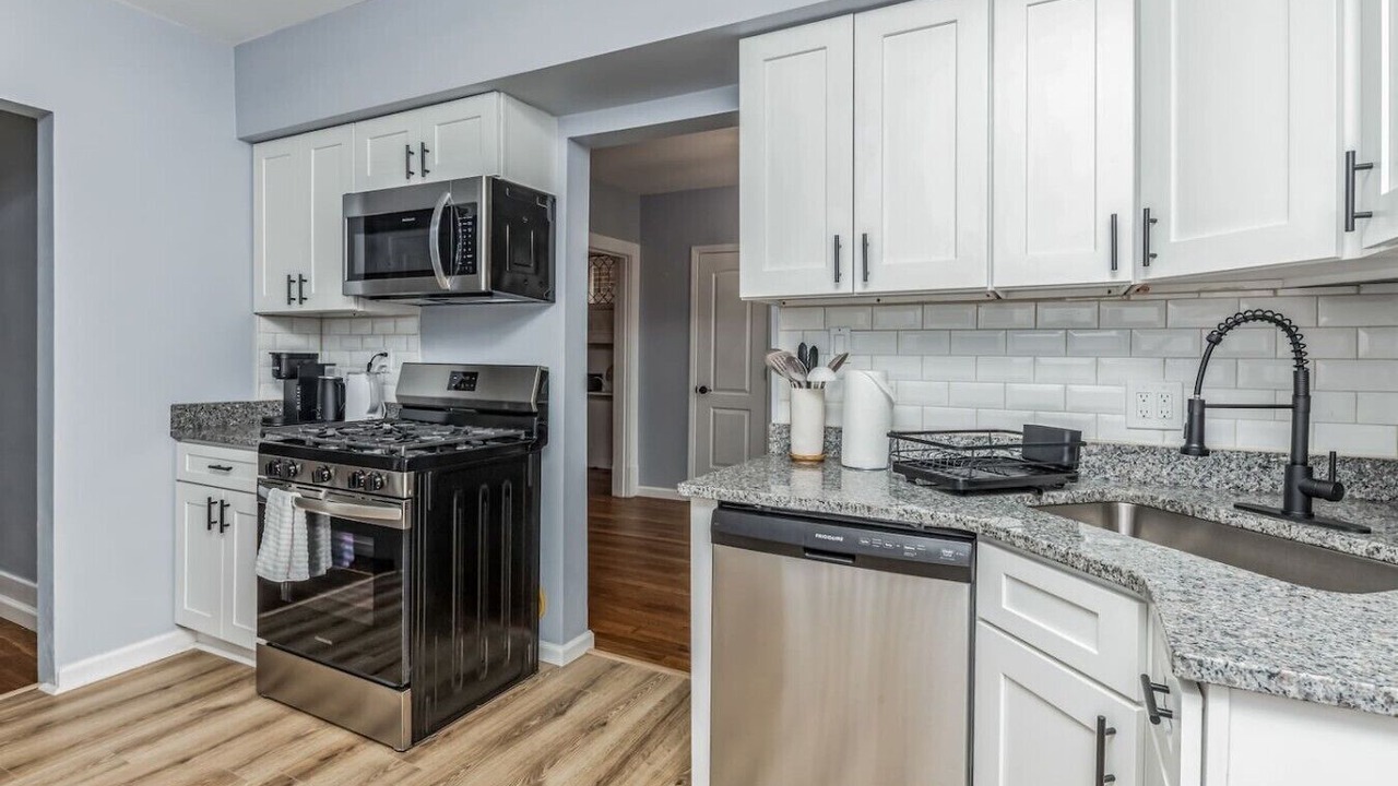 Photo of Kitchen in Forest Hills