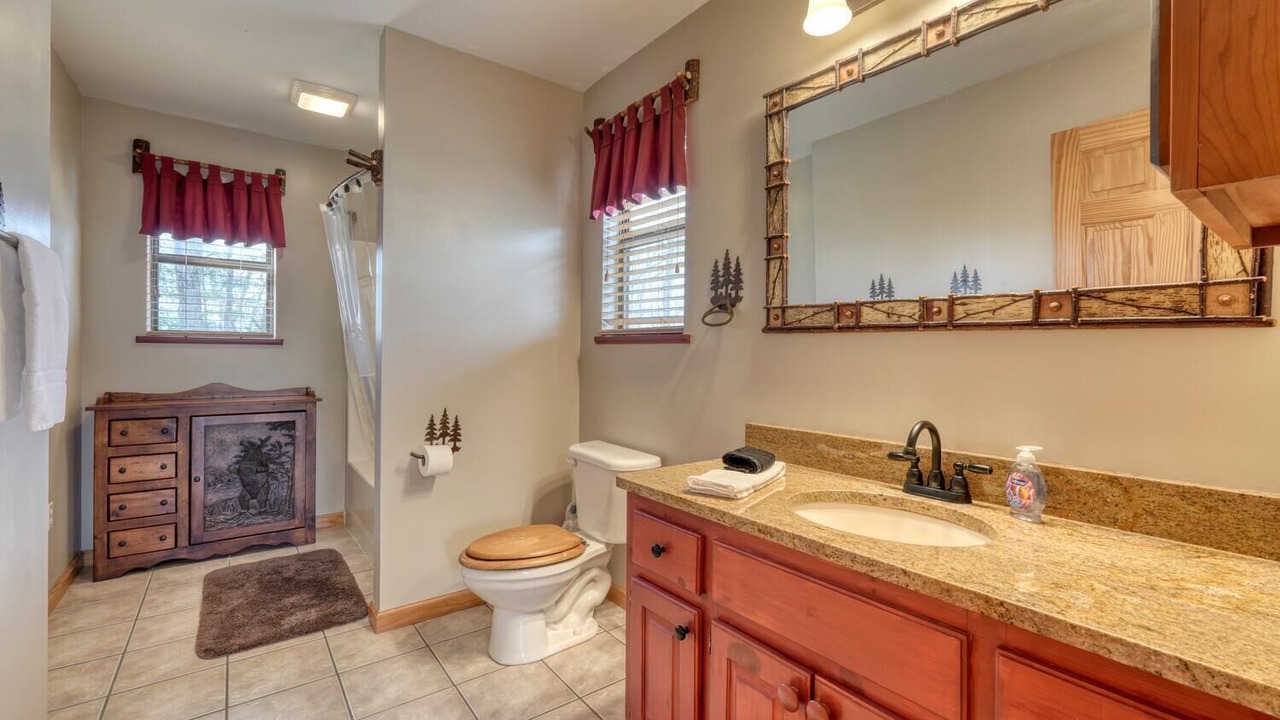 Photo of Bathroom in Blairsville
