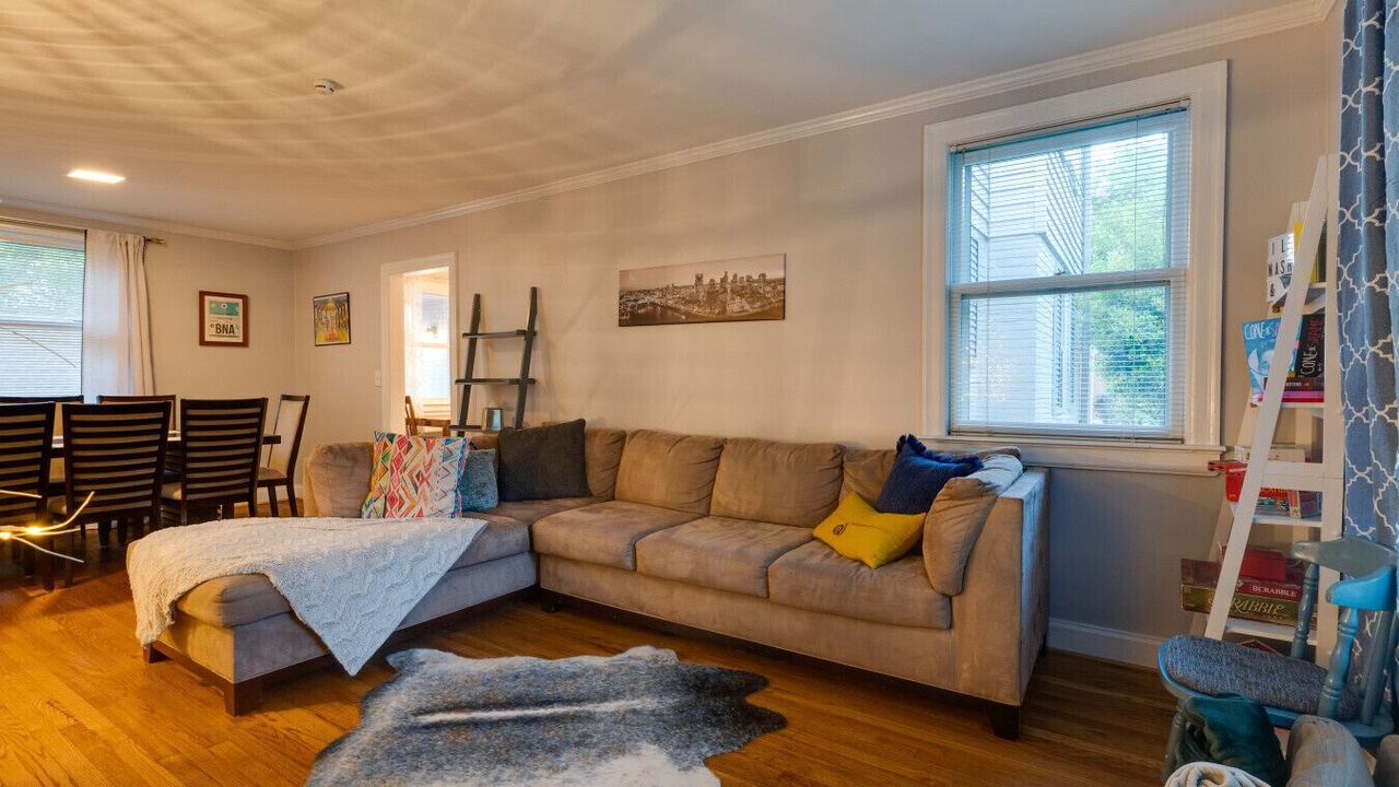 Photo of Livingroom in Donelson