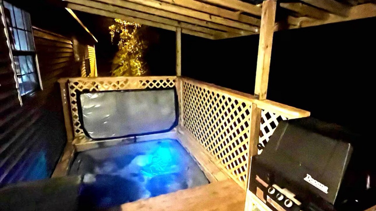 Photo of Patio Balcony in Red Jacket