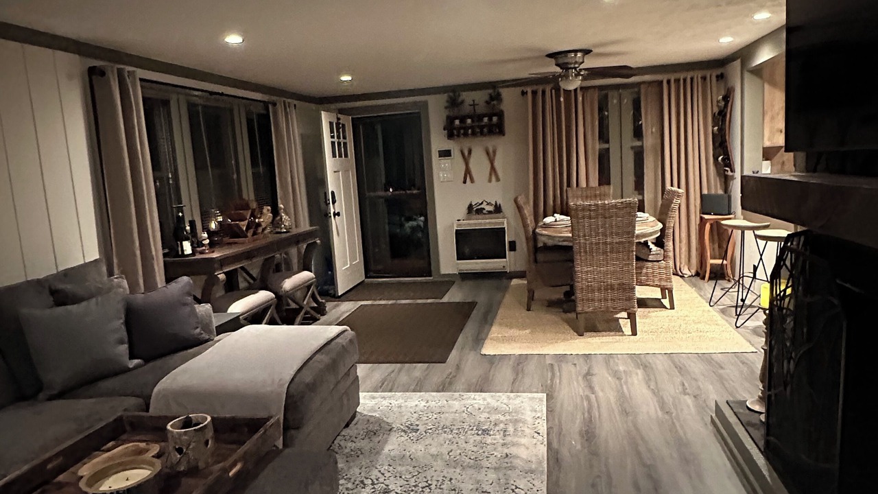 Photo of Livingroom in Beech Mountain