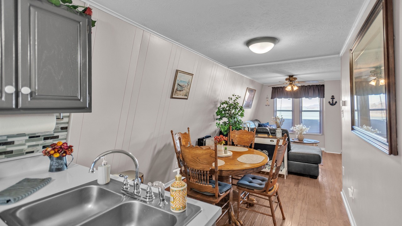 Photo of Bedroom in Rutledge