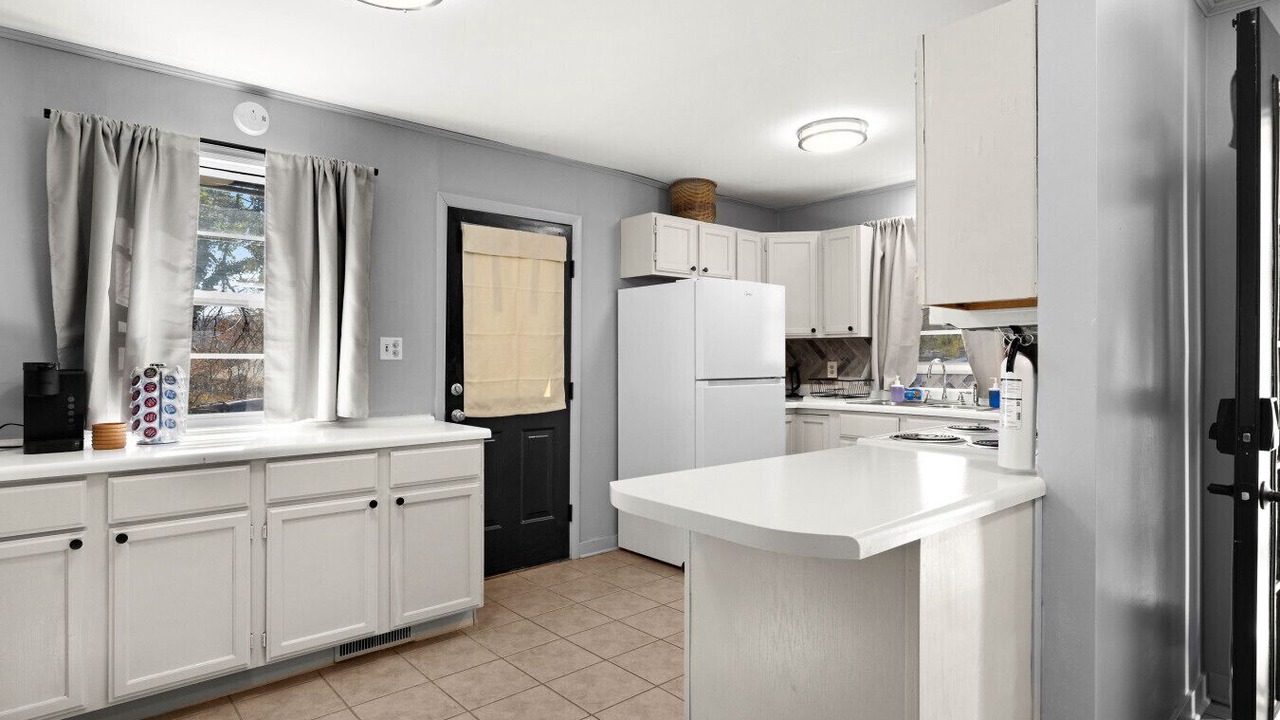 Photo of Kitchen in Oak Ridge