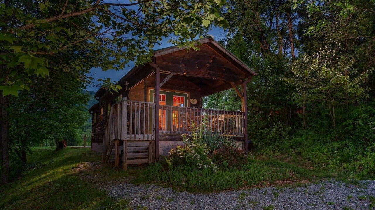 Photo of Outdoor in Candler