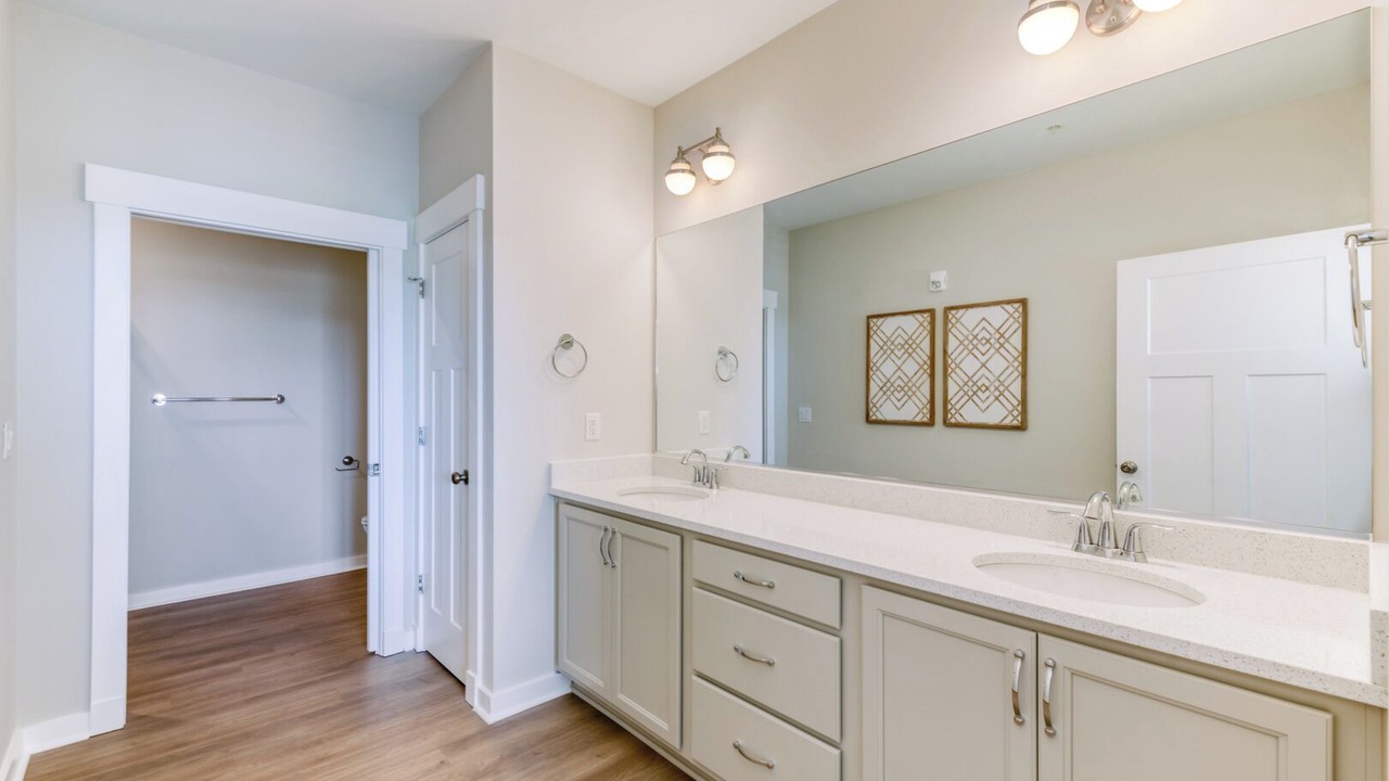 Photo of Bathroom in Bermuda Bay