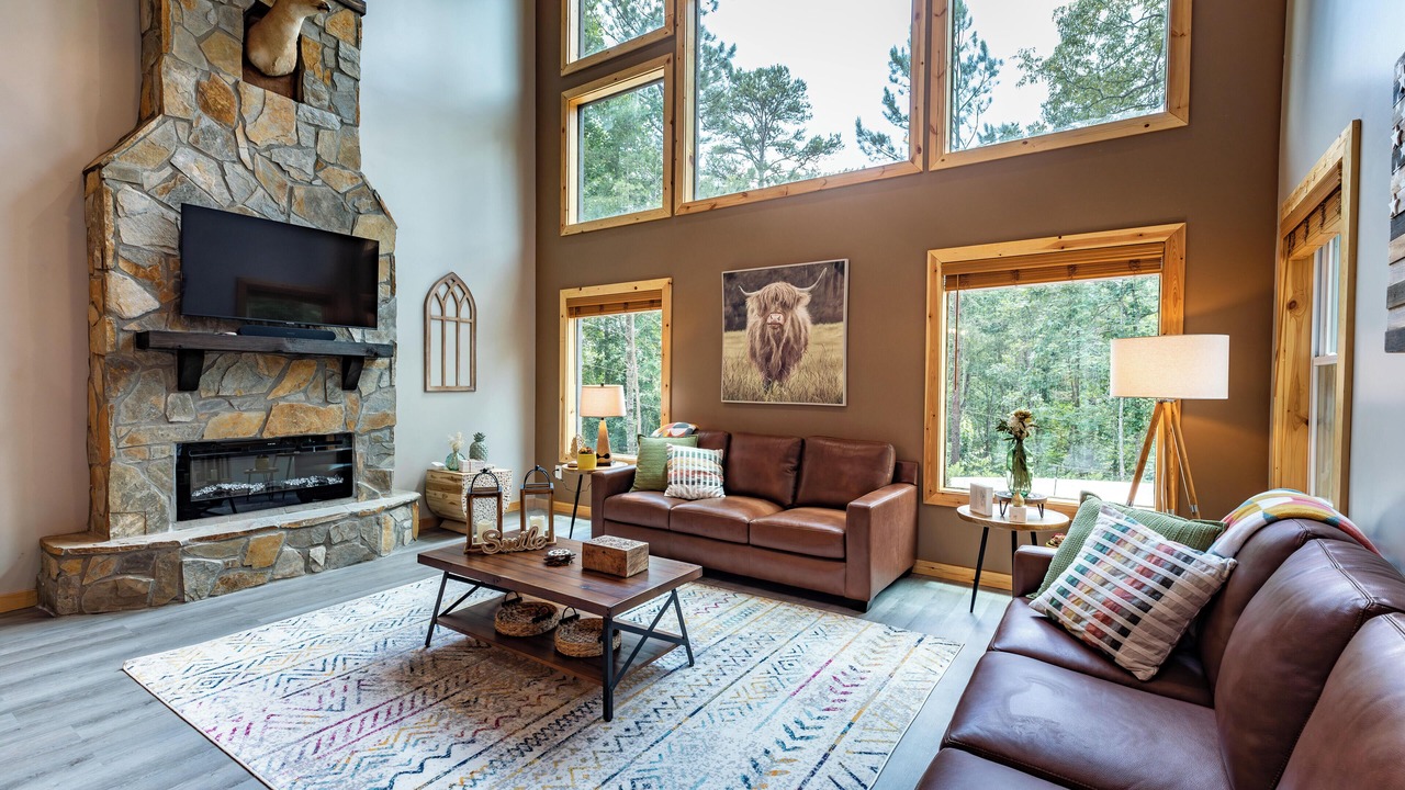 Photo of Livingroom in Ellijay