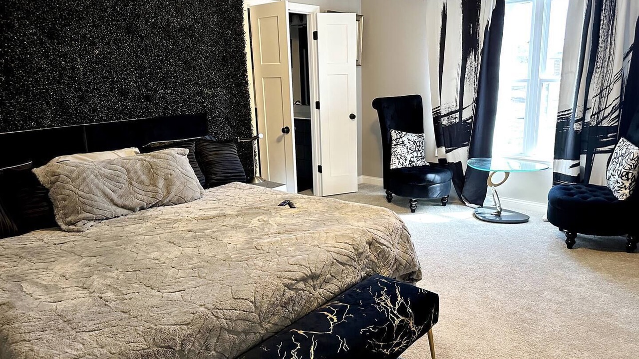 Photo of Bedroom in Jeffersonville