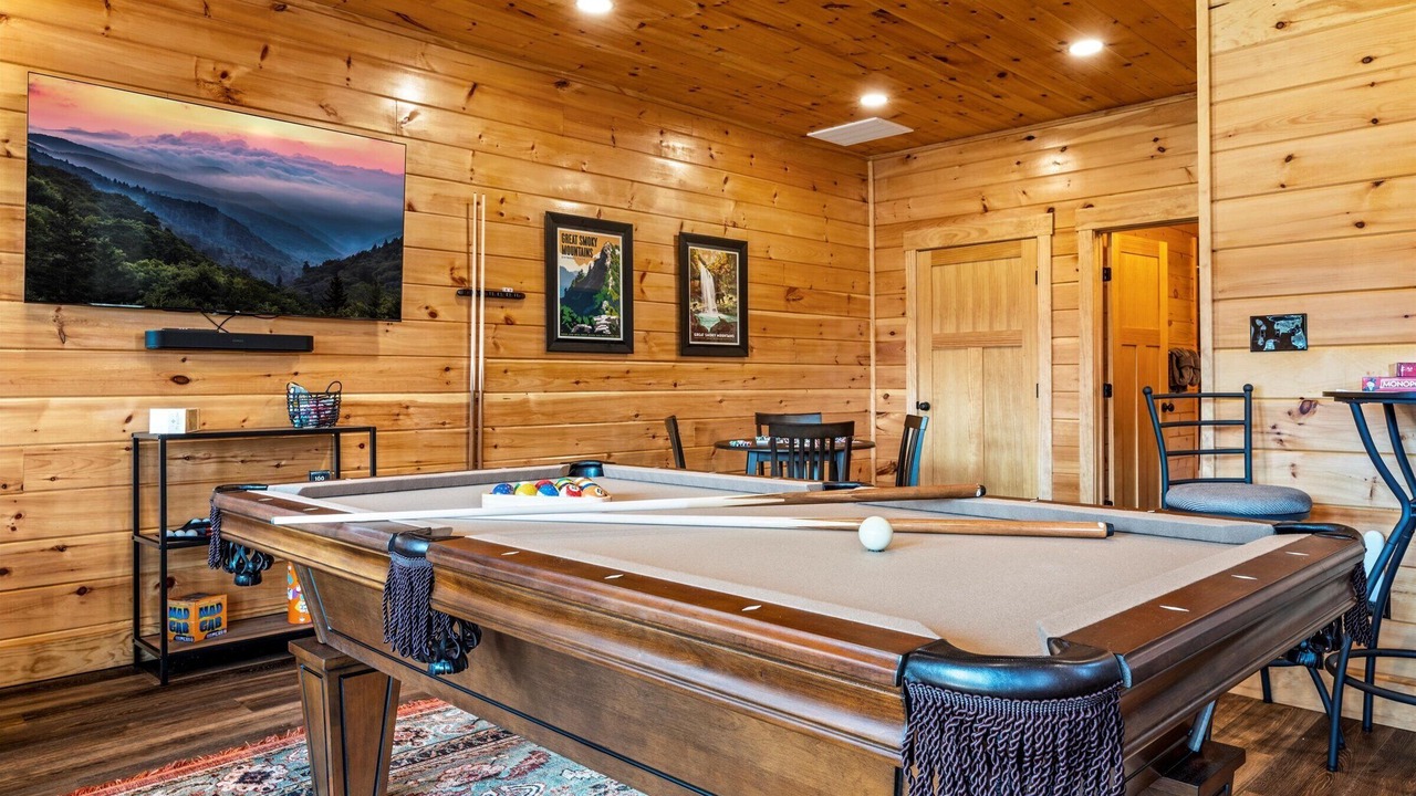 Photo of Bedroom in Wears Valley