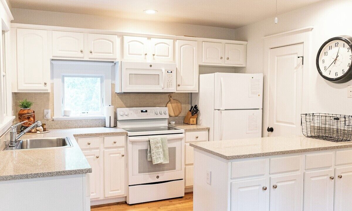 Photo of Kitchen in Cape Fear Station