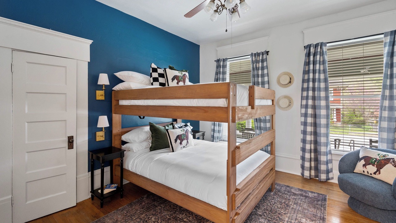 Photo of Bedroom in Frankfort
