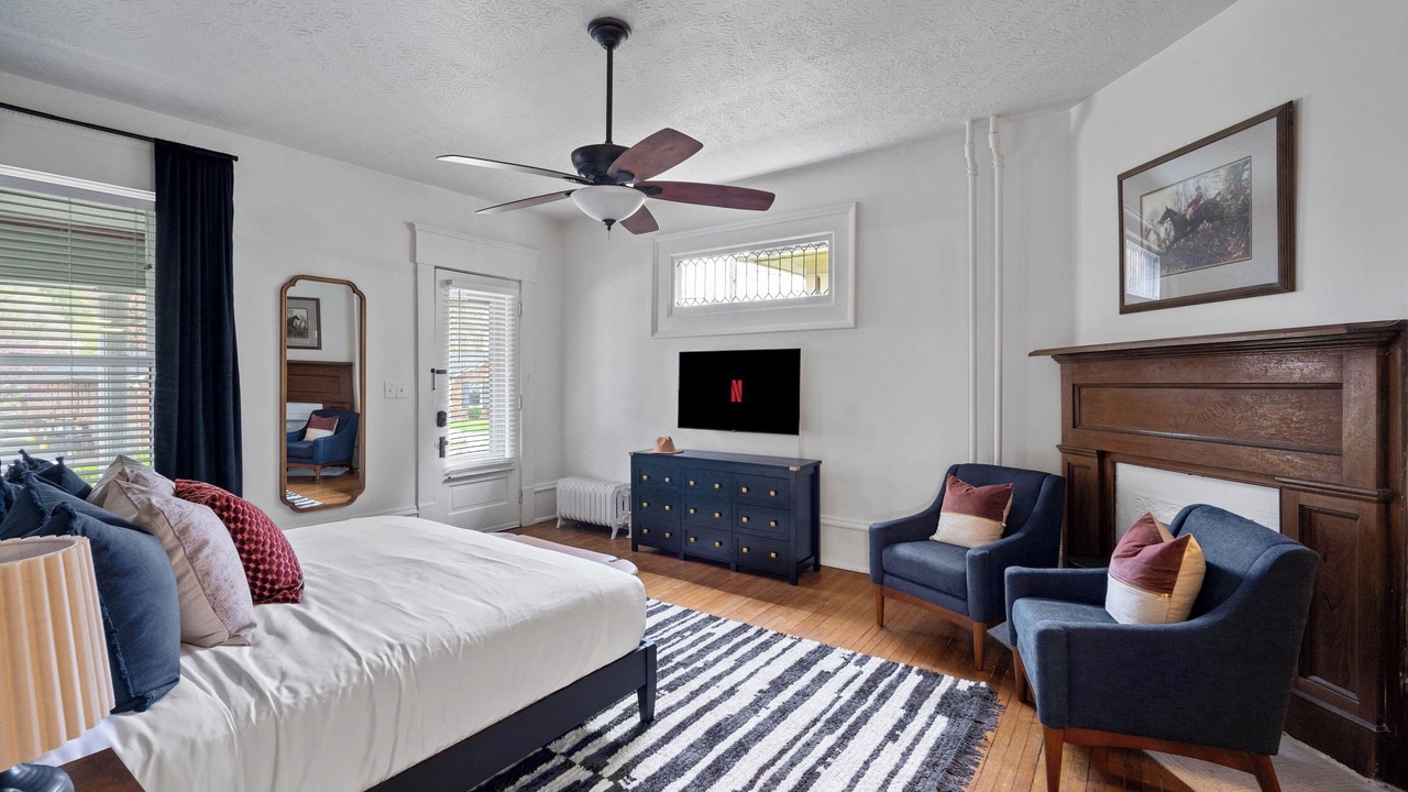 Photo of Bedroom in Frankfort