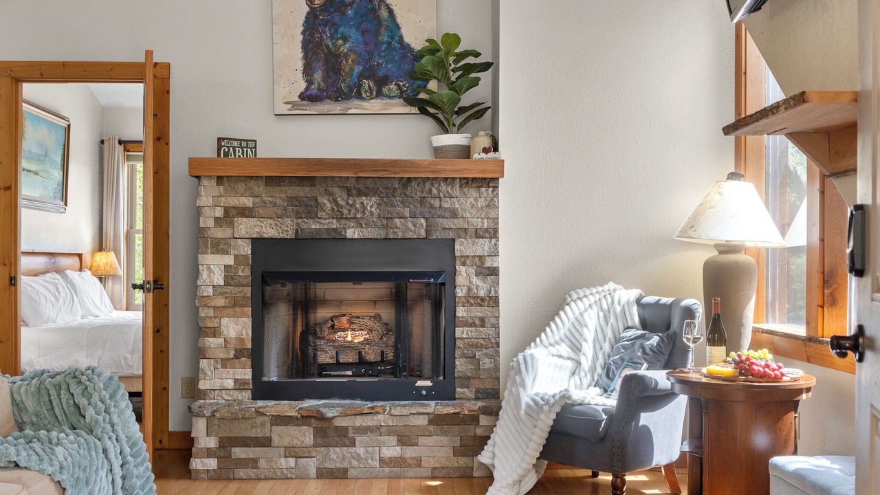 Photo of Livingroom in Waynesville