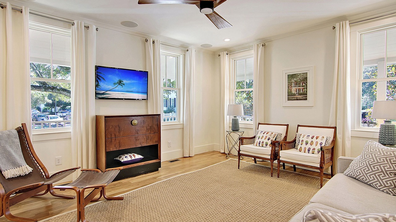 Photo of Livingroom in Old Village Historical District