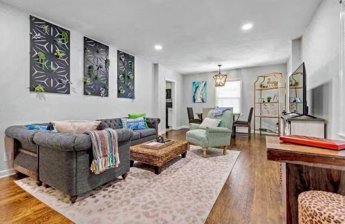 Photo of Livingroom in Lexington