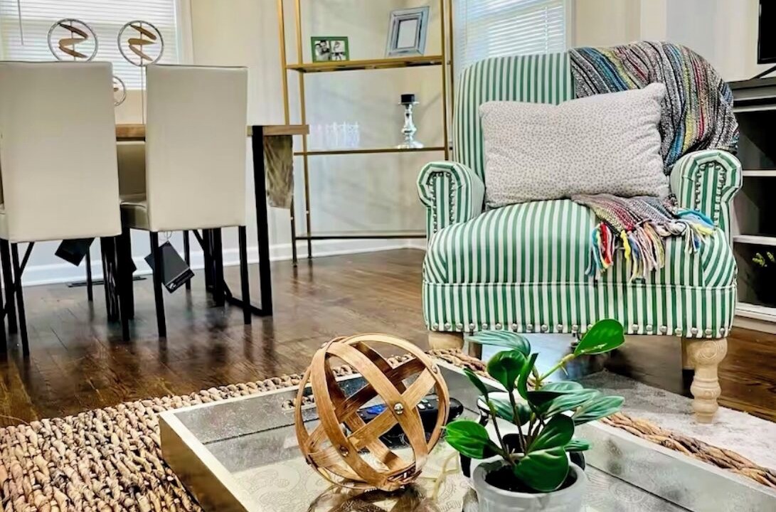 Photo of Livingroom in Lexington