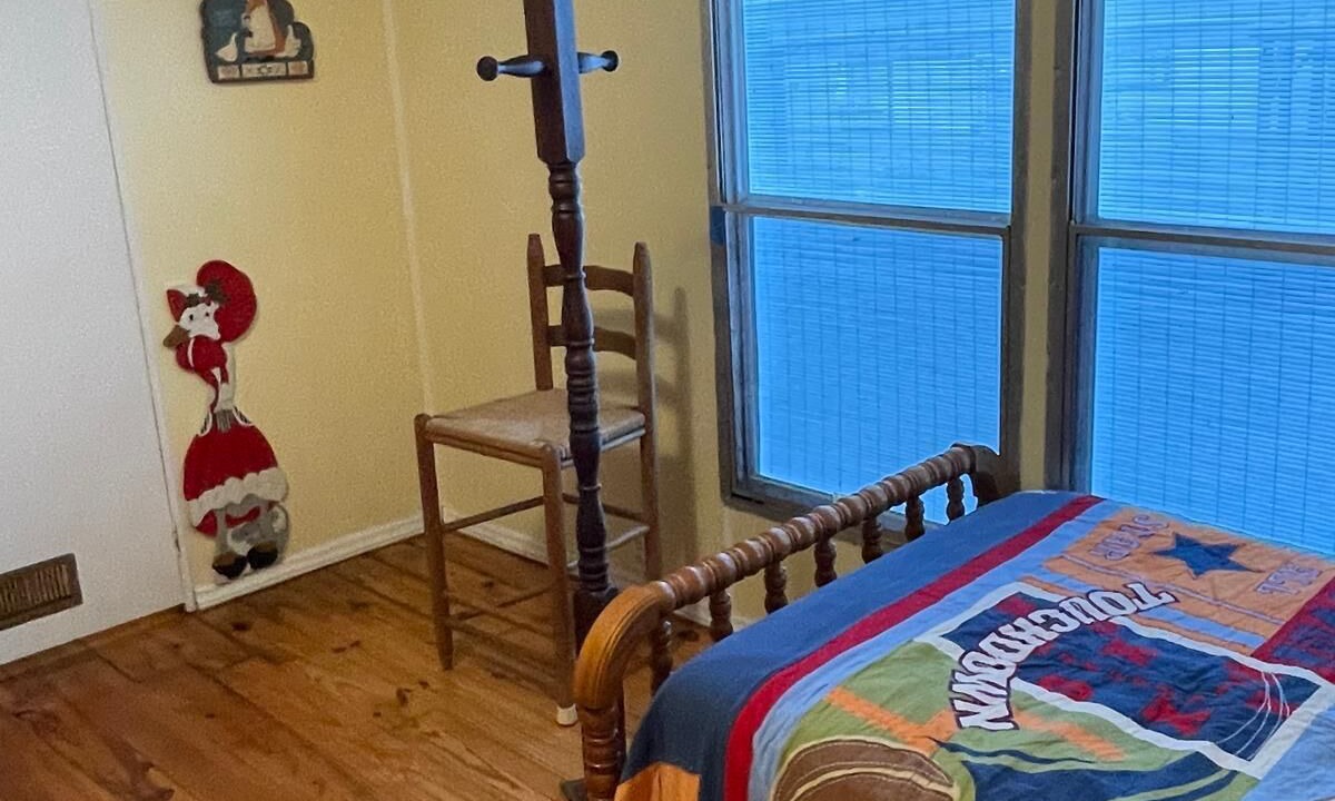 Photo of Bedroom in Greenup