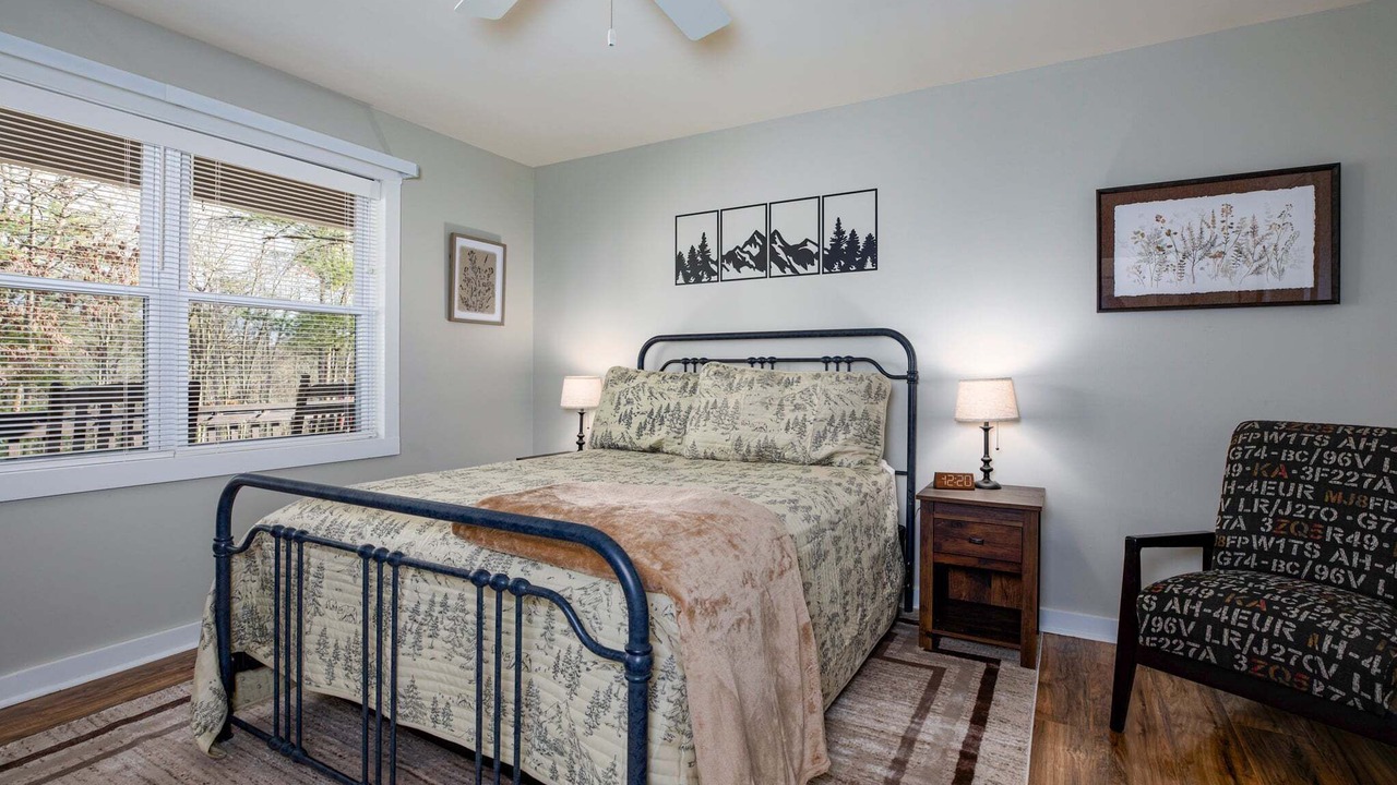 Photo of Bedroom in Basye