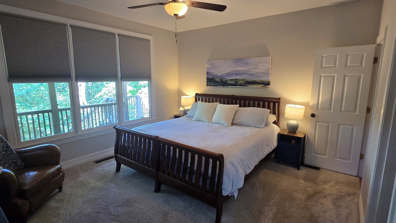 Photo of Bedroom in Big Canoe