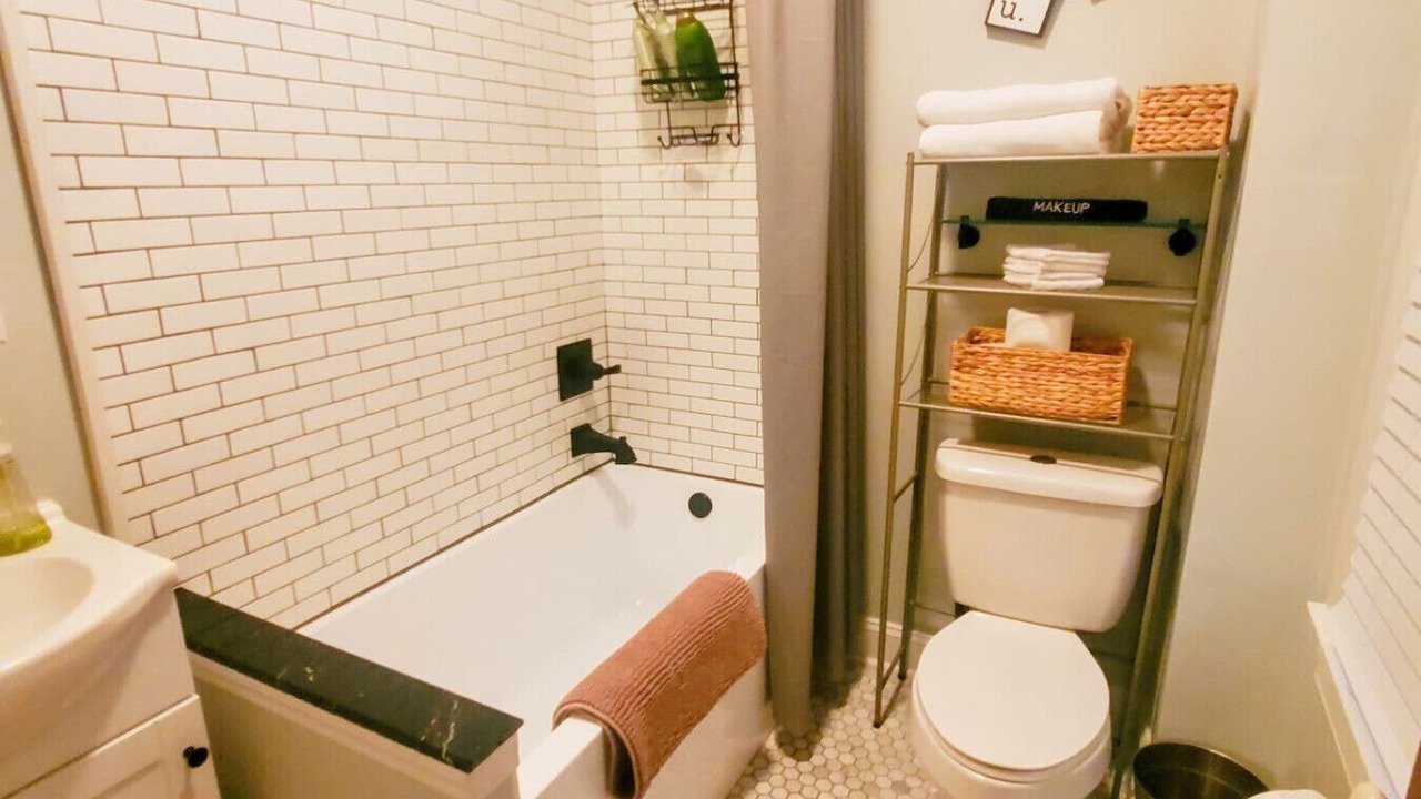 Photo of Bathroom in Schnitzelburg