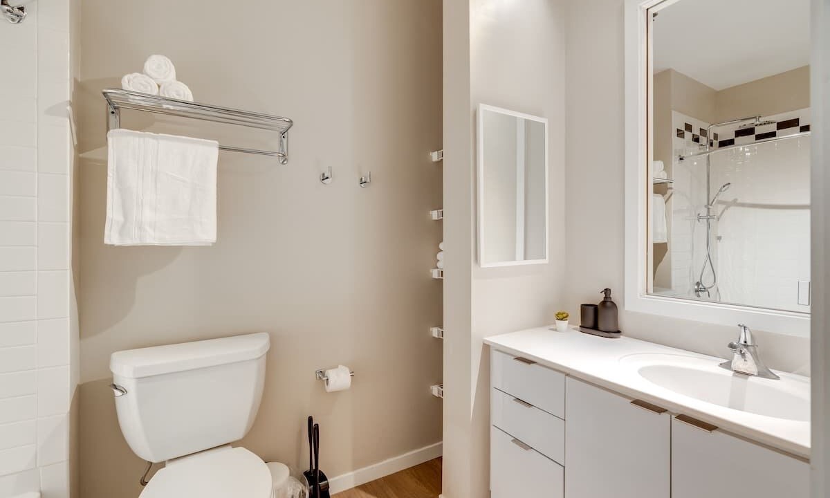 Photo of Bathroom in Downtown Cincinnati