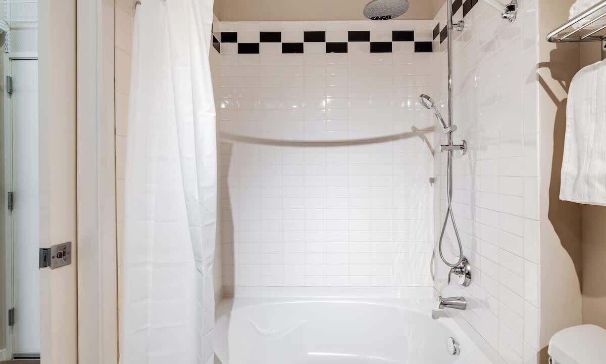 Photo of Bathroom in Downtown Cincinnati