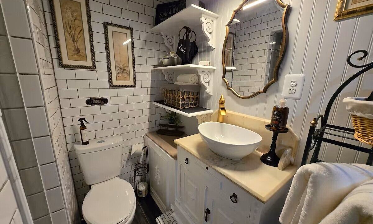 Photo of Bathroom in Charles Town