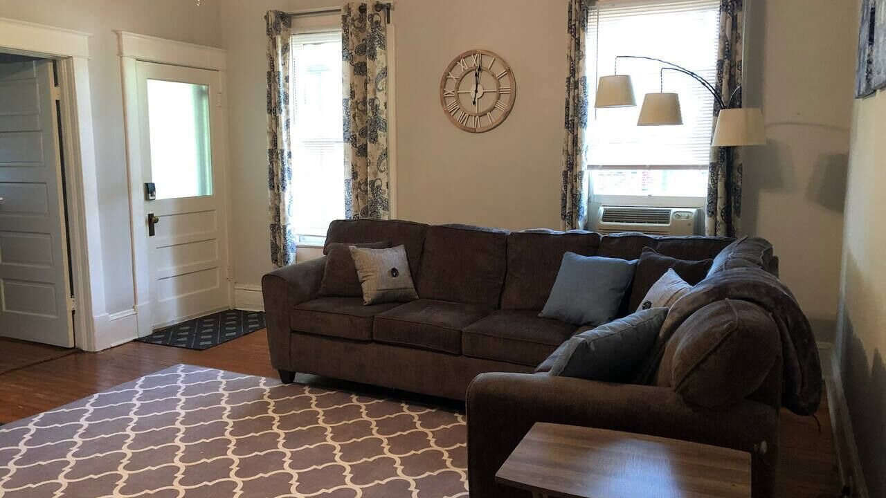 Photo of Livingroom in Greenville