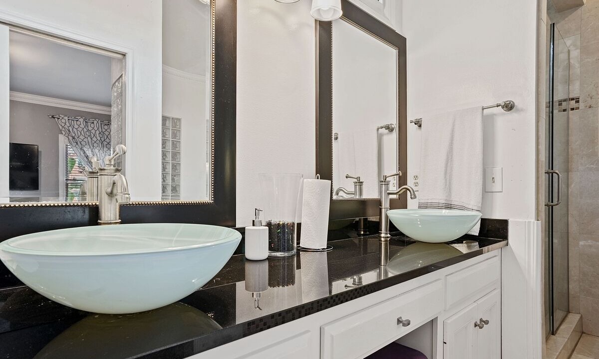 Photo of Bathroom in Northlake