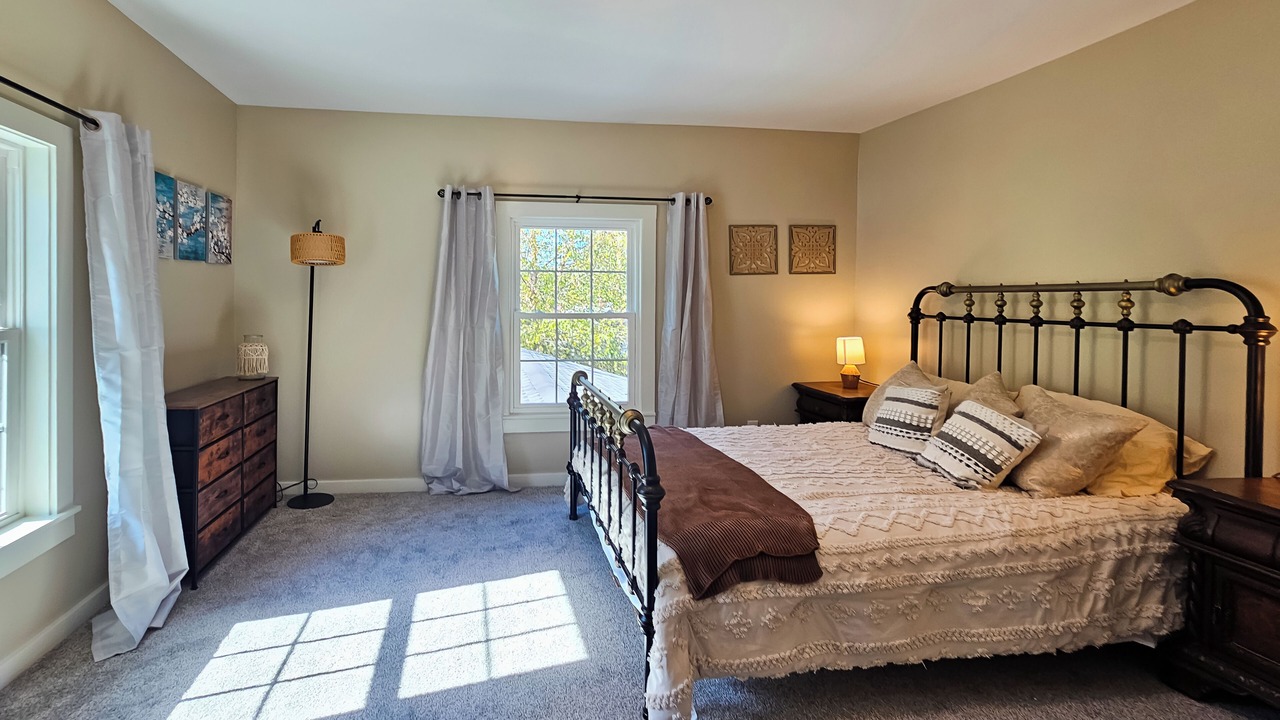 Photo of Bedroom in Red Boiling Springs