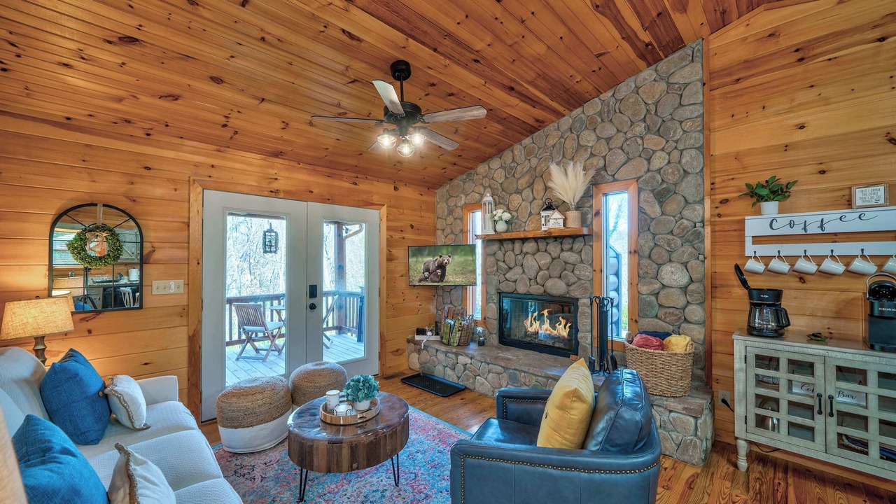 Photo of Livingroom in Blue Ridge