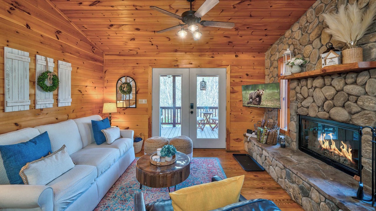 Photo of Livingroom in Blue Ridge